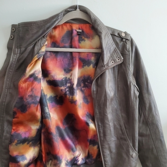 Kismet | Medium | Faux Leather Jacket - Picture 4 of 13